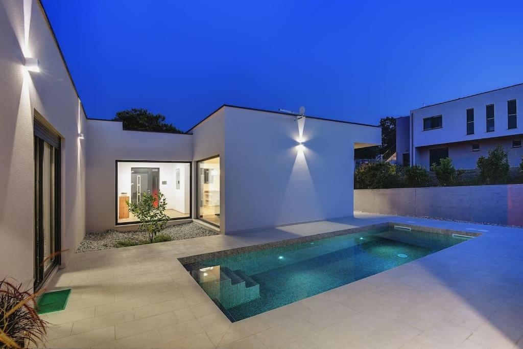 Vila Nauta - Luxury In Vintijan, Near Pula Exterior photo