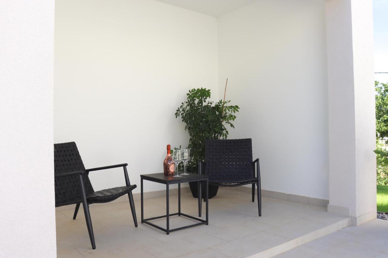 Vila Nauta - Luxury In Vintijan, Near Pula Exterior photo