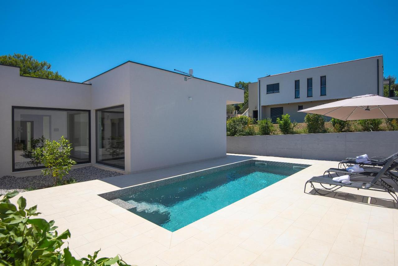 Vila Nauta - Luxury In Vintijan, Near Pula Exterior photo